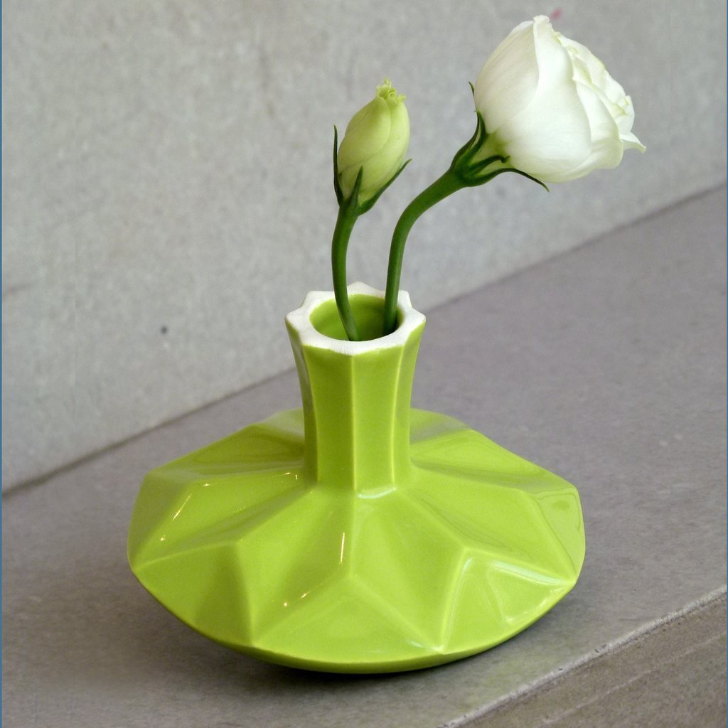 Studio Armadillo - Origami Dreidel Vase - Green - ModernTribe